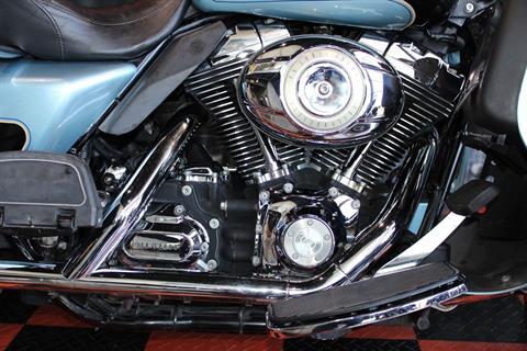 2007 Harley-Davidson FLHTCU Ultra Classic® Electra Glide® Patriot Special Edition in Shorewood, Illinois - Photo 6