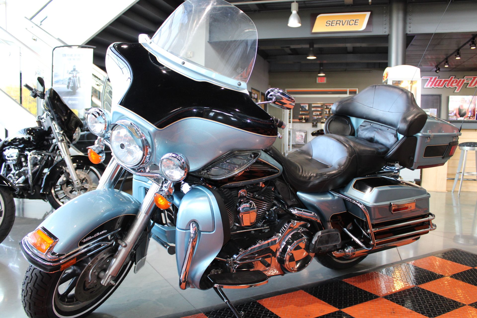 2007 Harley-Davidson FLHTCU Ultra Classic® Electra Glide® Patriot Special Edition in Shorewood, Illinois - Photo 23