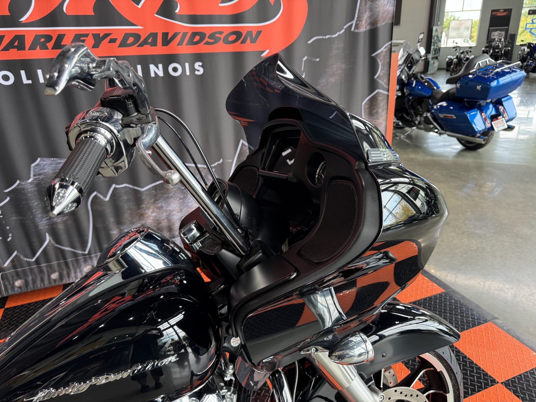 2020 Harley-Davidson Road Glide® 7