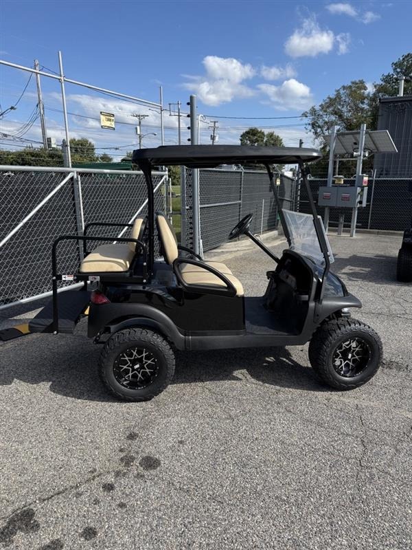 2021 Club Car Precedent photo 2