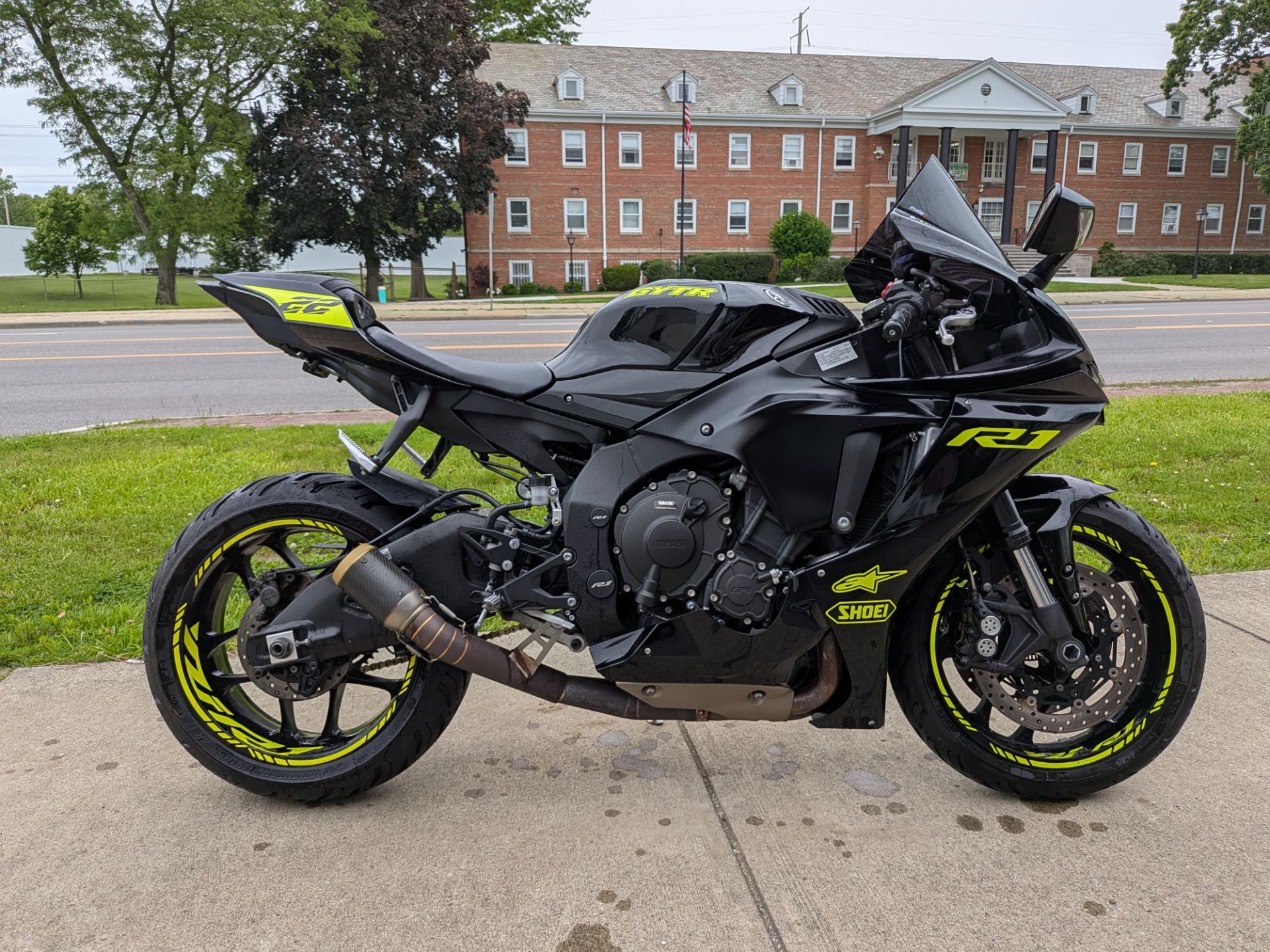 2022 Yamaha YZF-R1 in Cleveland, Ohio