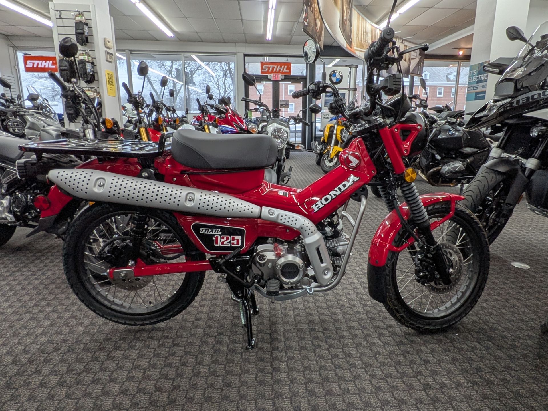 2025 Honda Trail125 1