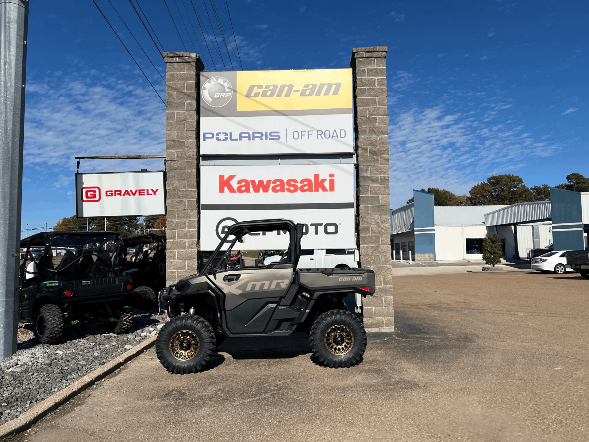 Used 2026 Can-Am Defender X MR HD11 with Half-Doors Loft Green