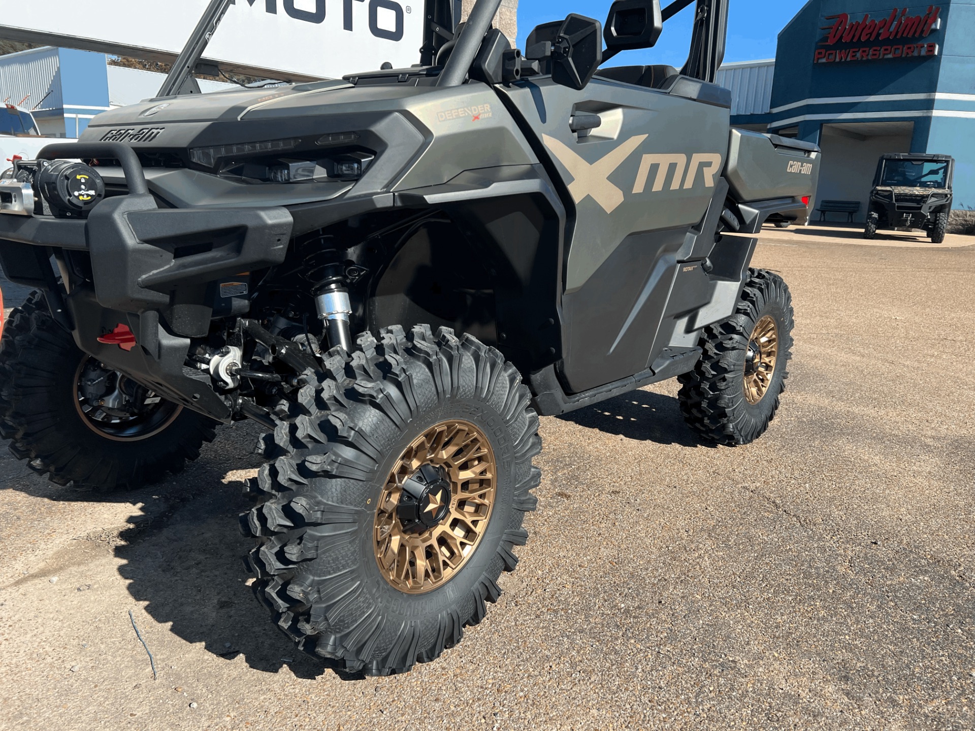 Used 2026 Can-Am Defender X MR HD11 with Half-Doors Loft Green