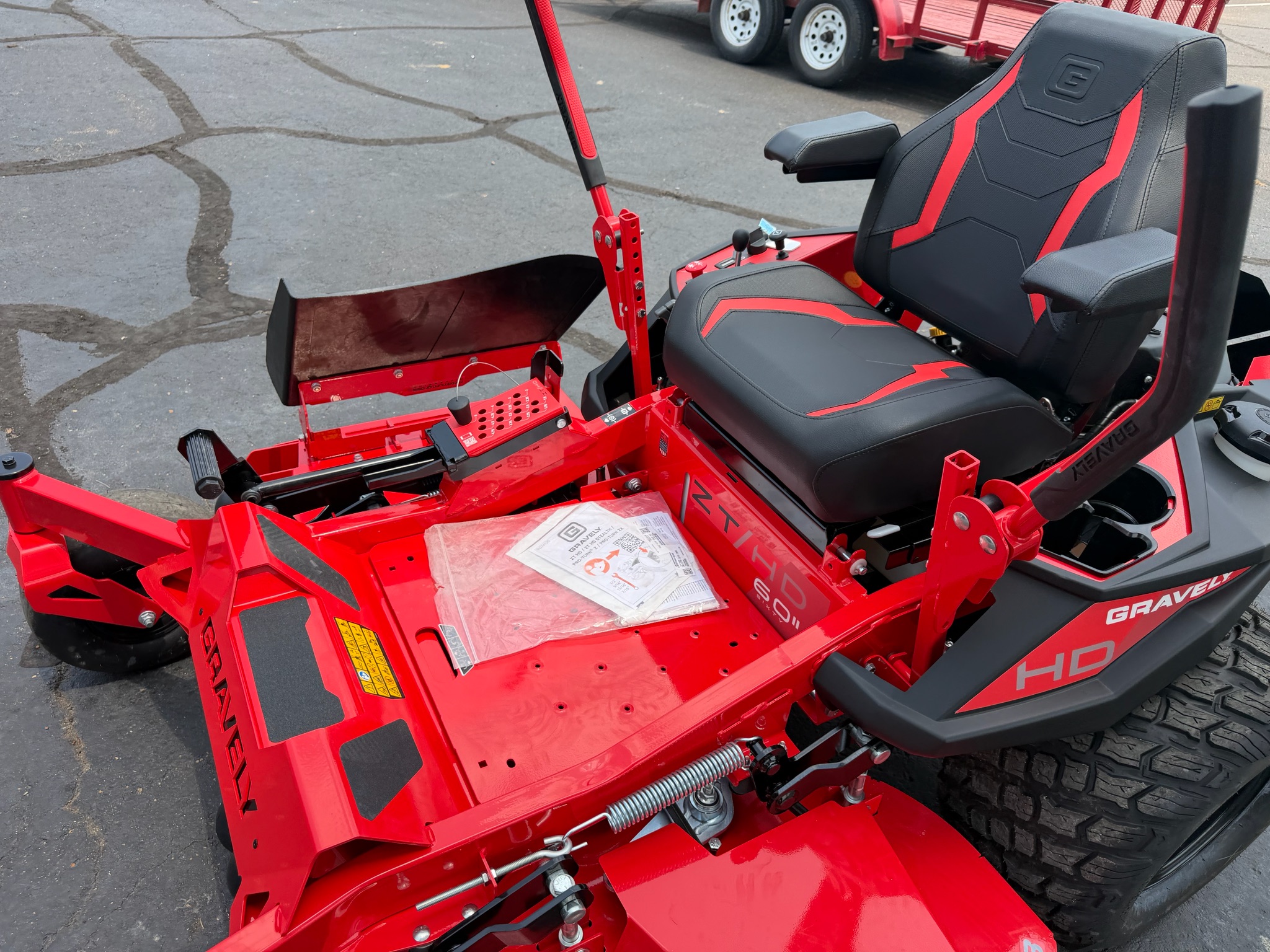New Gravely USA ZT HD 60 in. Kawasaki FR730V 24 hp Red | Lawn