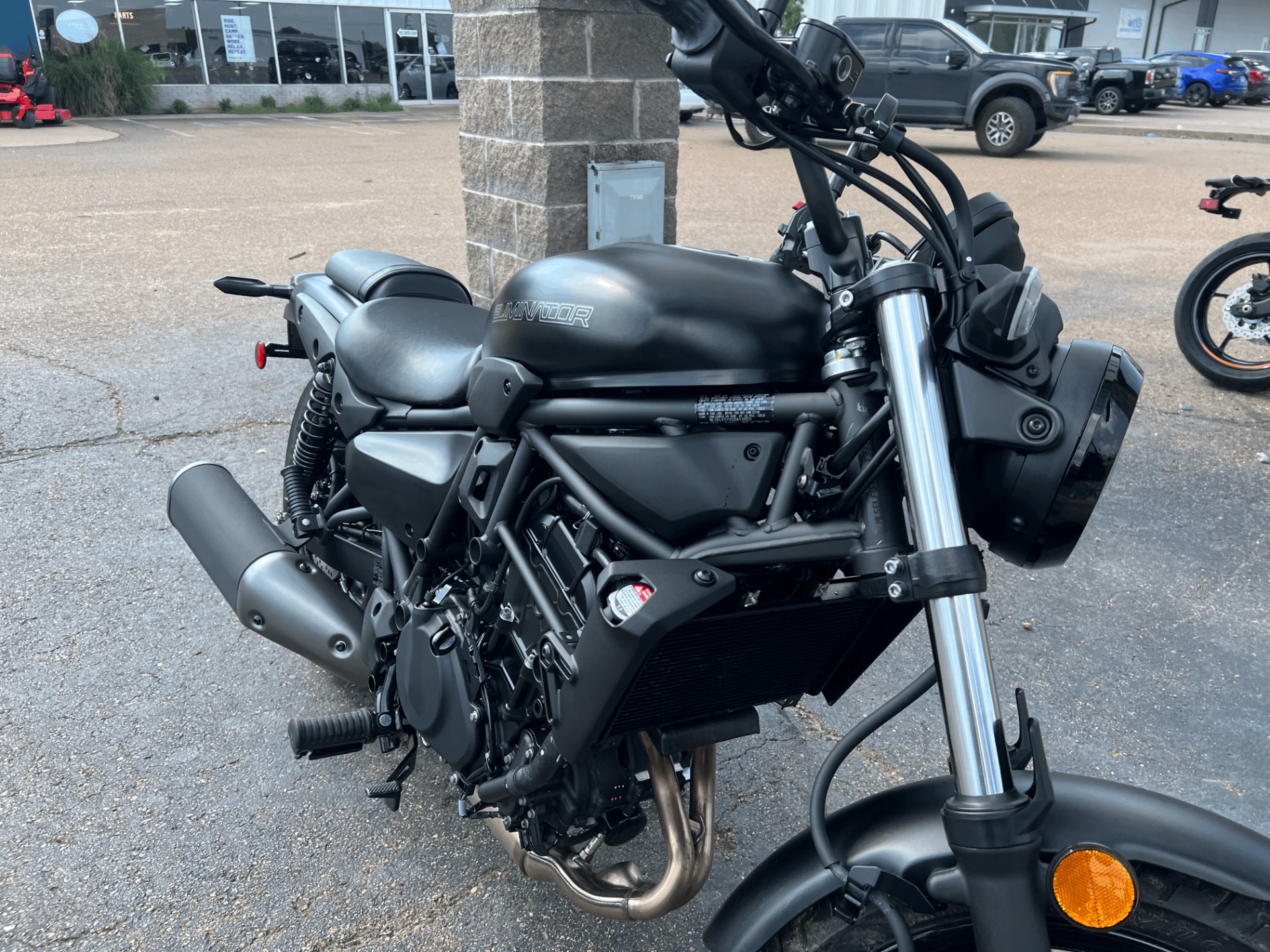 New 2025 Kawasaki Eliminator® Metallic Flat Spark Black