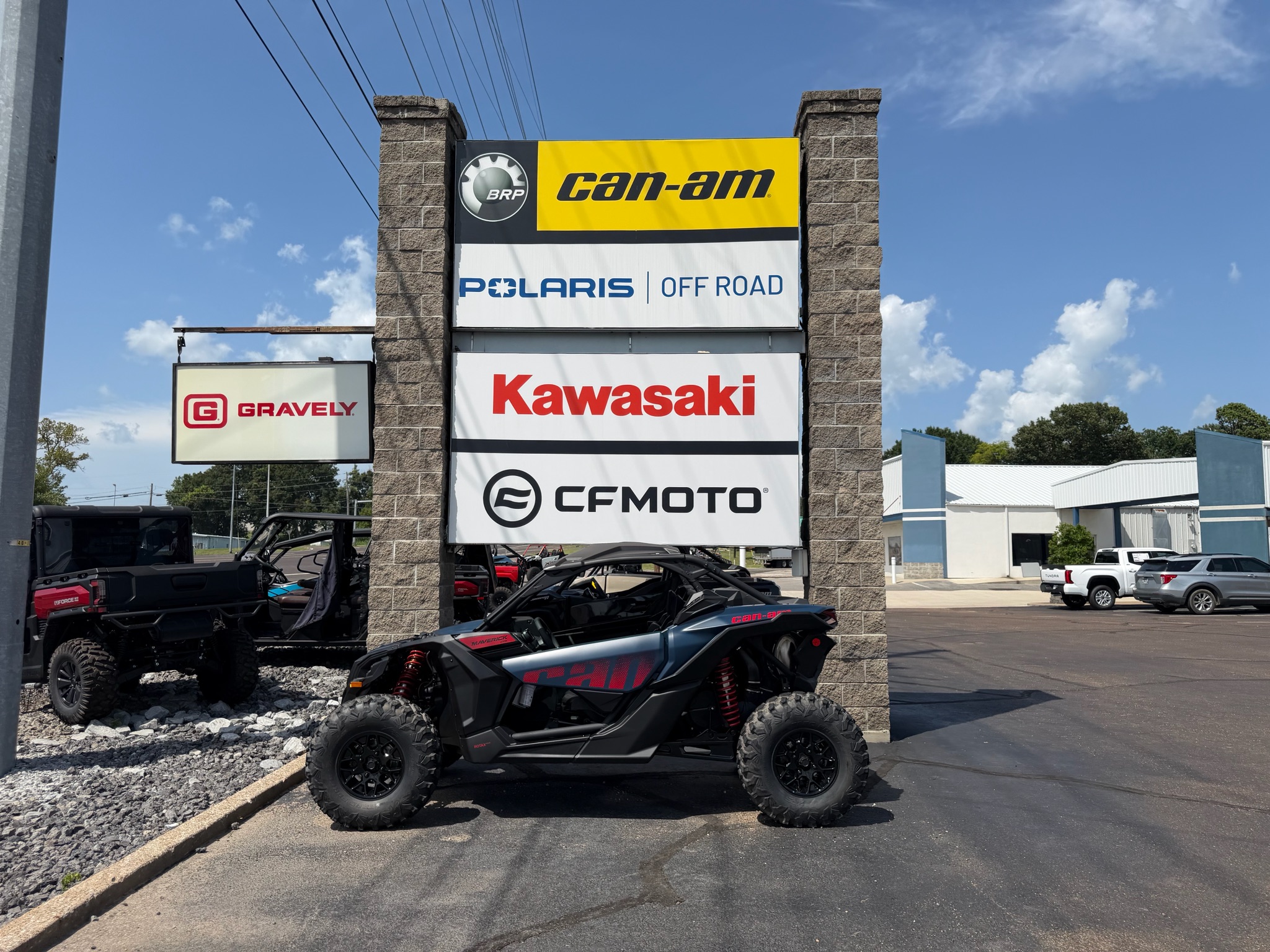 2026 Can-Am™ Maverick X3 DS TURBO 1