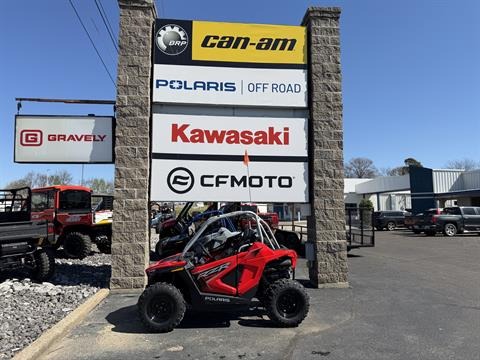 2026 Polaris RZR 200 EFI 1