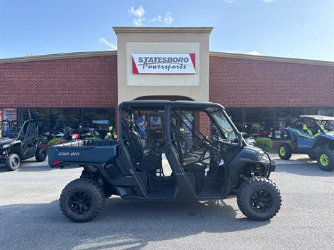 2026 Can-Am Defender MAX XT HD11 with 10.25 in. touchscreen display
