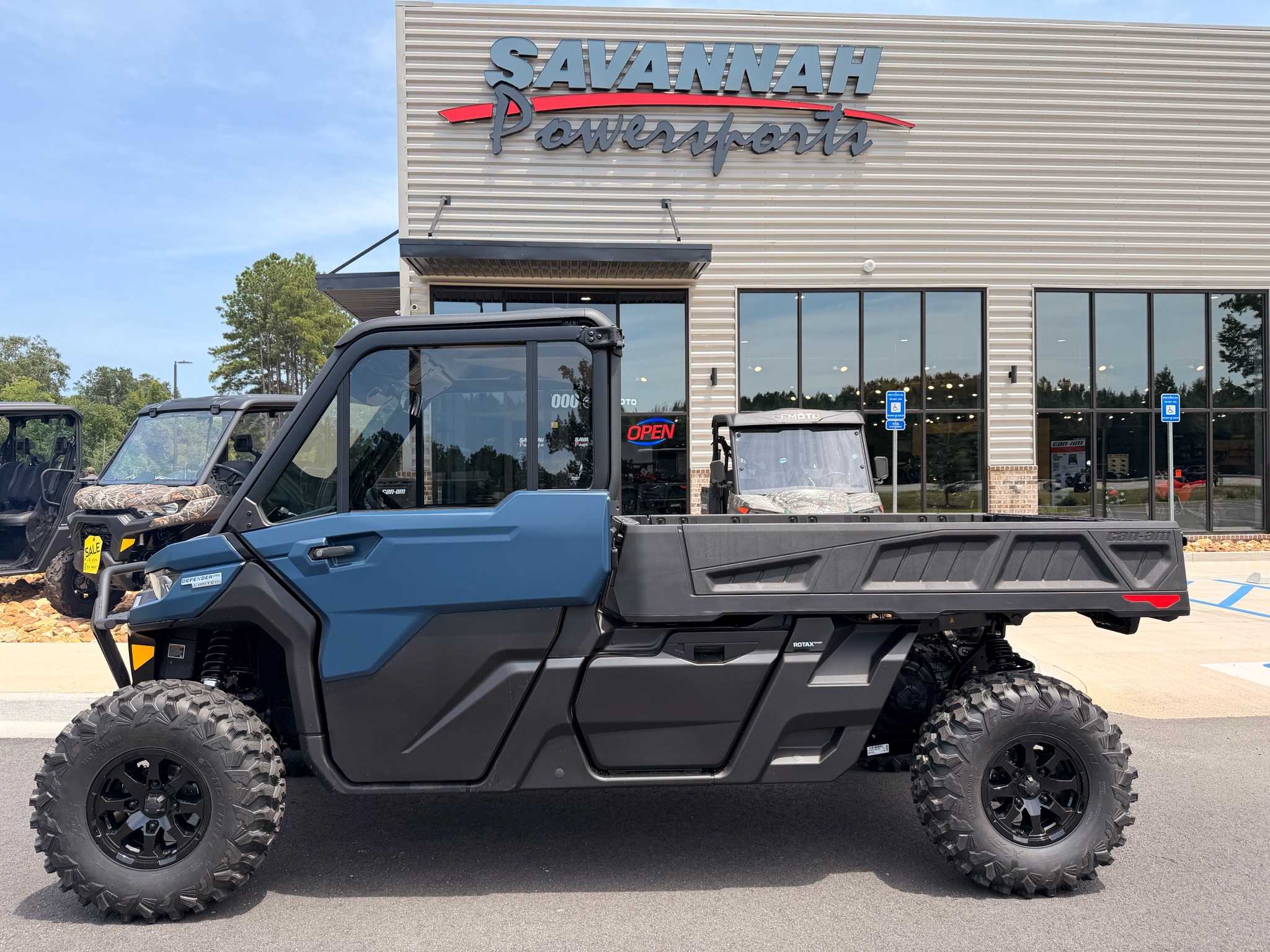 2026 Can-Am Defender PRO Limited for sale 1246190