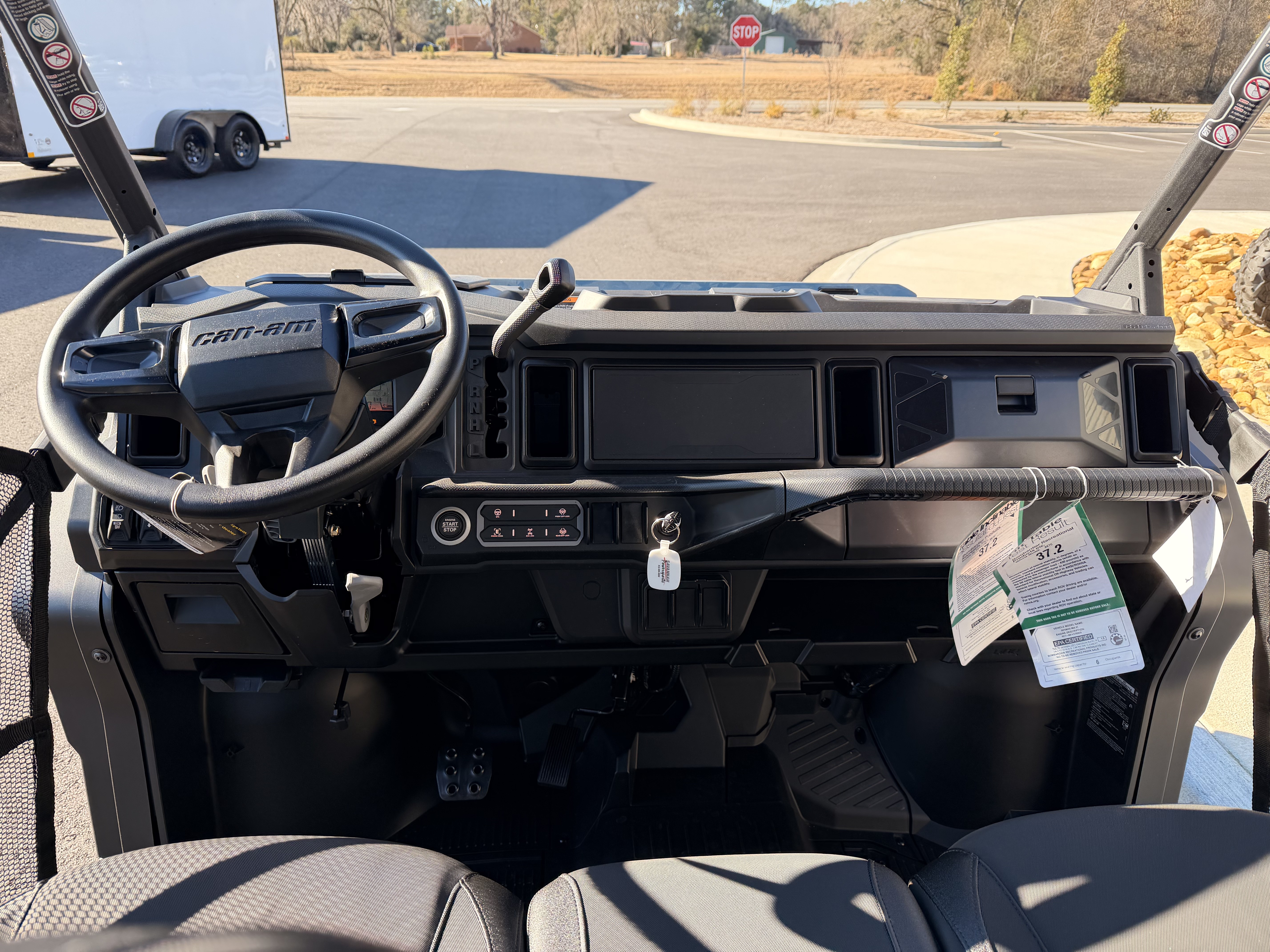 2026 Can-Am™ Defender MAX XT HD11 with 10.25 in. touchscreen di 5