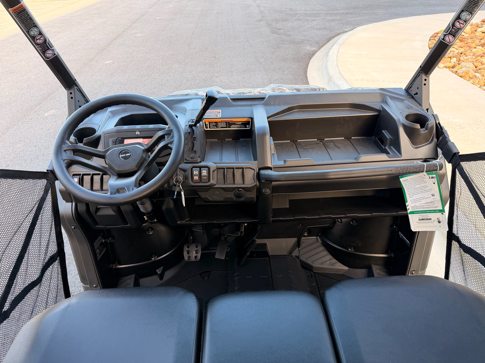 2026 Can-Am™ Defender MAX DPS HD7 3