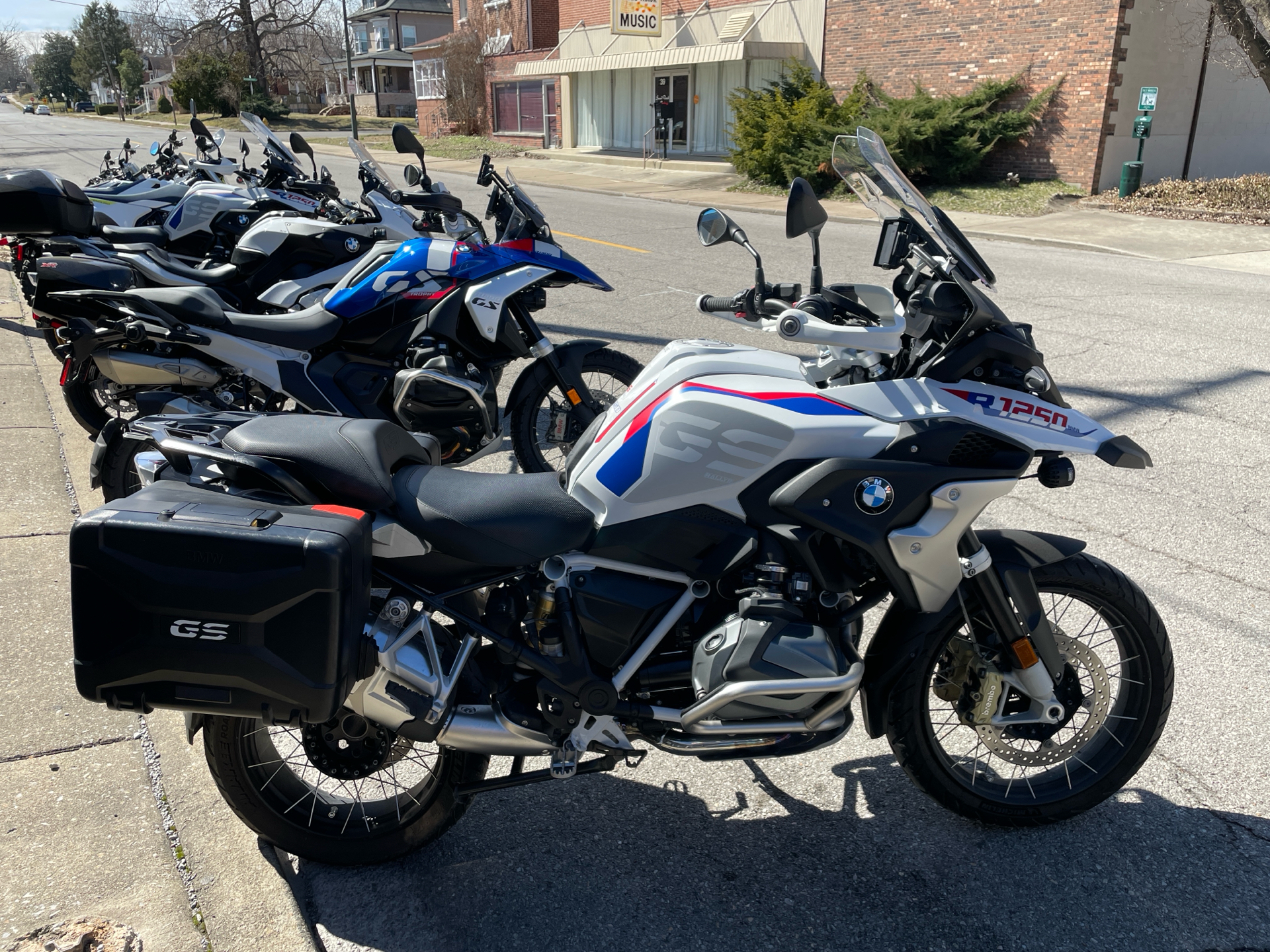 Moto Bmw Gs Hp Adventure BMW R 1250 GS Adventure Price Mileage