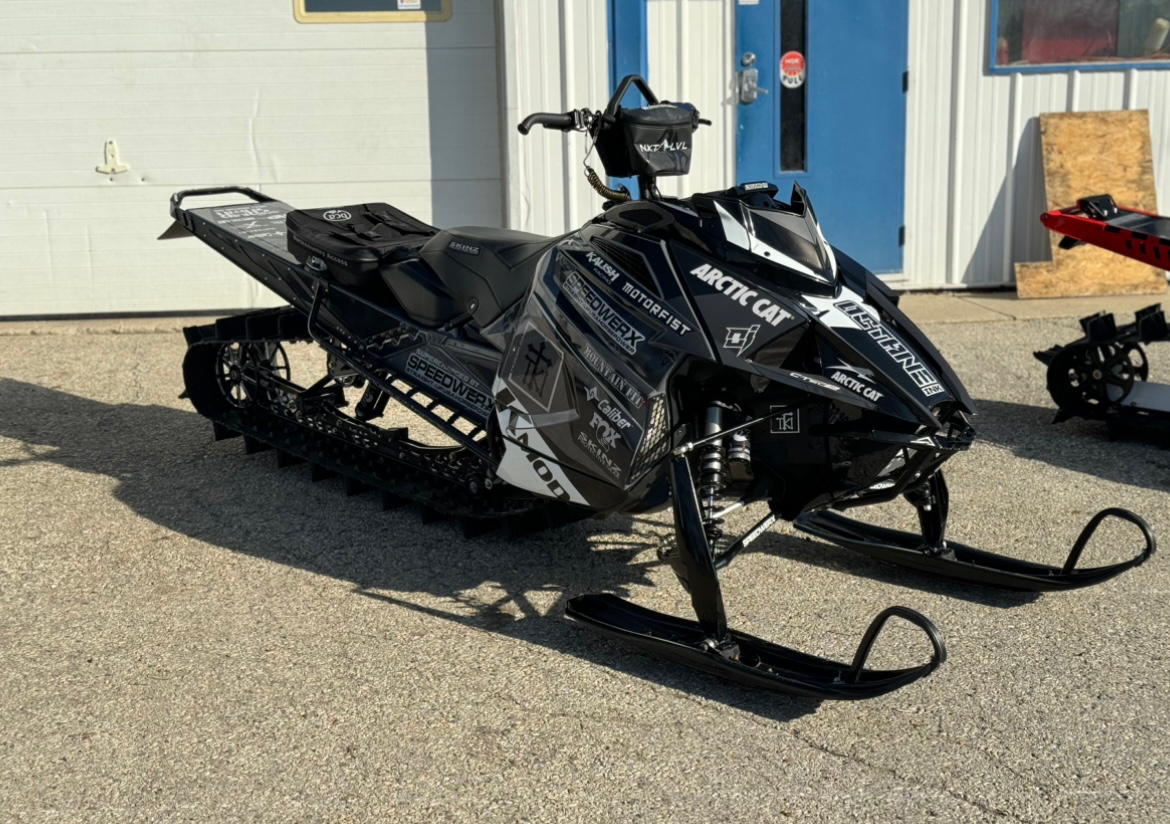 2020 Arctic Cat M 8000 Mountain Cat Alpha One 165 ES in Edgerton, Wisconsin - Photo 1