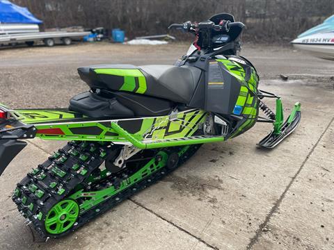 2017 Arctic Cat ZR 9000 Sno Pro 137 in Edgerton, Wisconsin - Photo 5