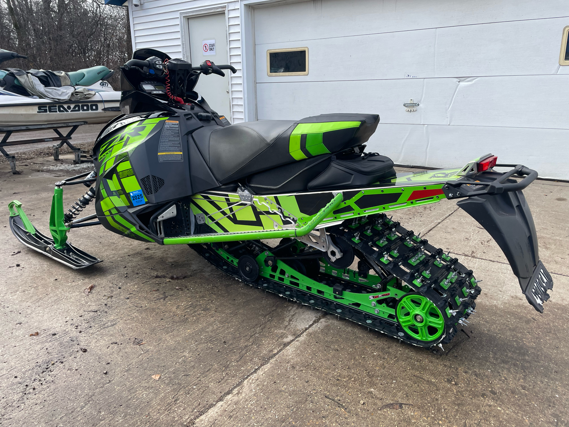 2017 Arctic Cat ZR 9000 Sno Pro 137 in Edgerton, Wisconsin - Photo 6