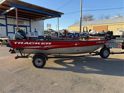 2013 Tracker Pro Guide V-16 T in Edgerton, Wisconsin - Photo 4