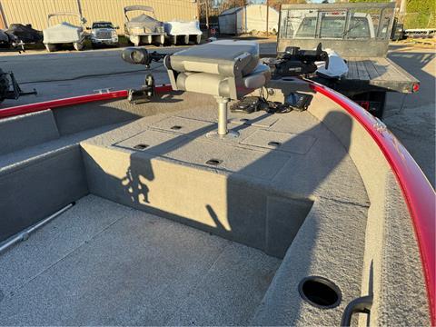 2013 Tracker Pro Guide V-16 T in Edgerton, Wisconsin - Photo 8