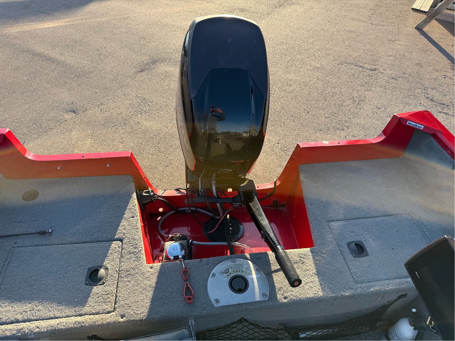 2013 Tracker Pro Guide V-16 T in Edgerton, Wisconsin - Photo 14