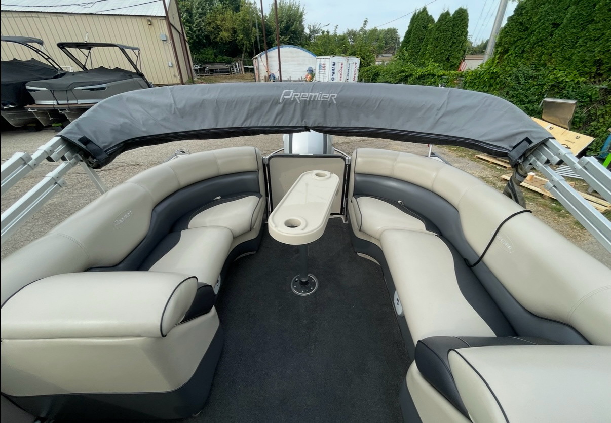 2015 Premier 230 SUNSATION RF in Edgerton, Wisconsin - Photo 10