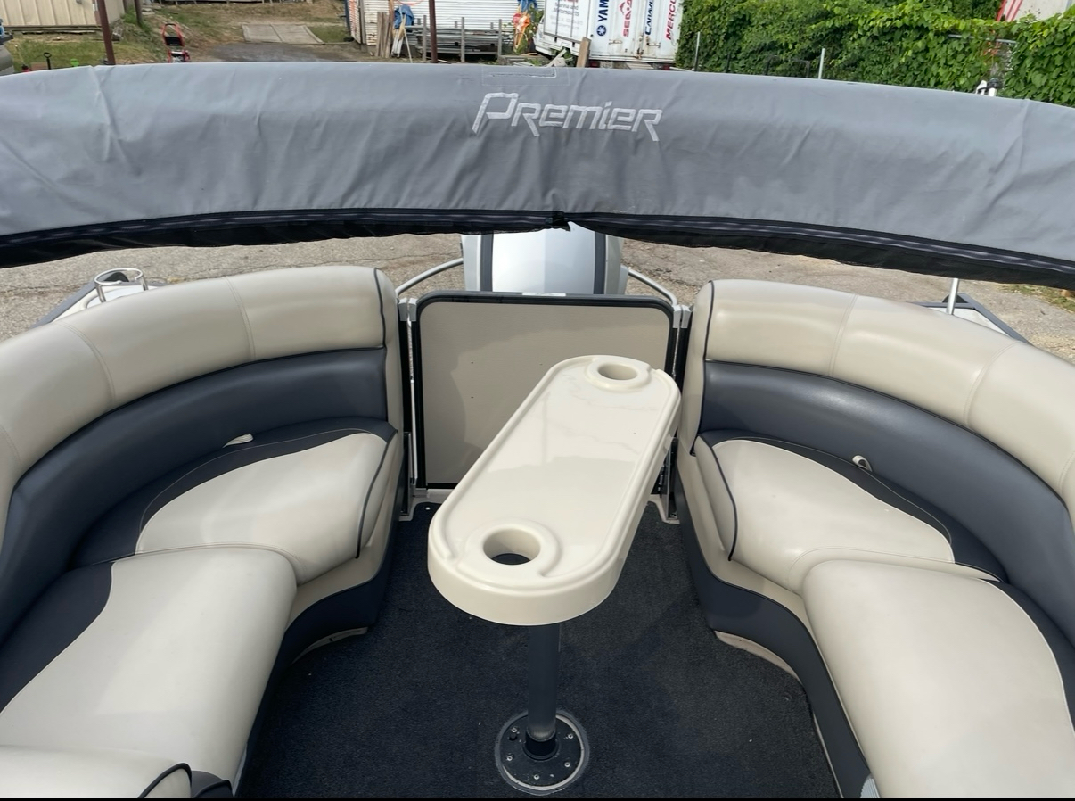 2015 Premier 230 SUNSATION RF in Edgerton, Wisconsin - Photo 15