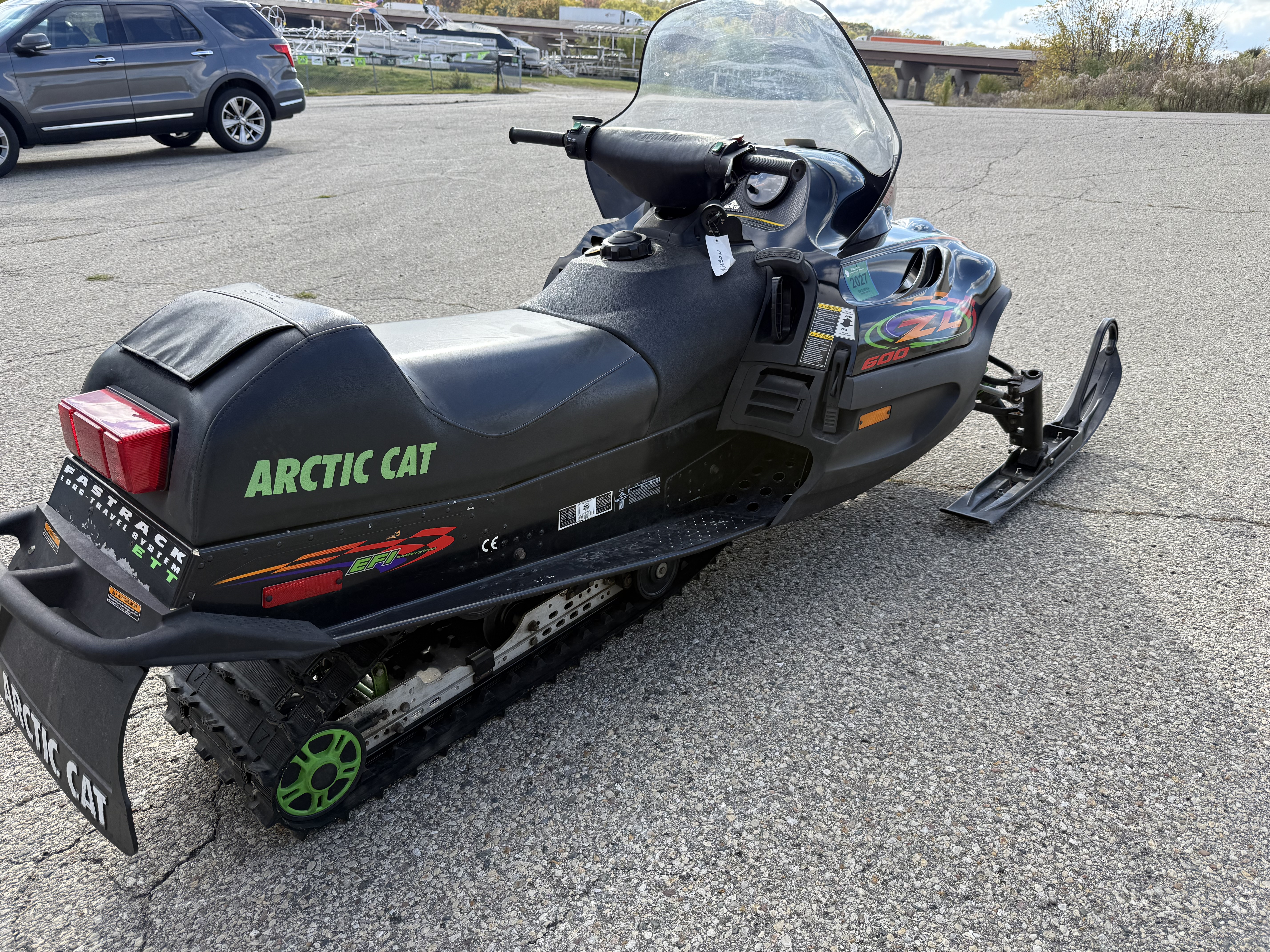2001 Arctic Cat ZL® 600 EFI in Edgerton, Wisconsin - Photo 6