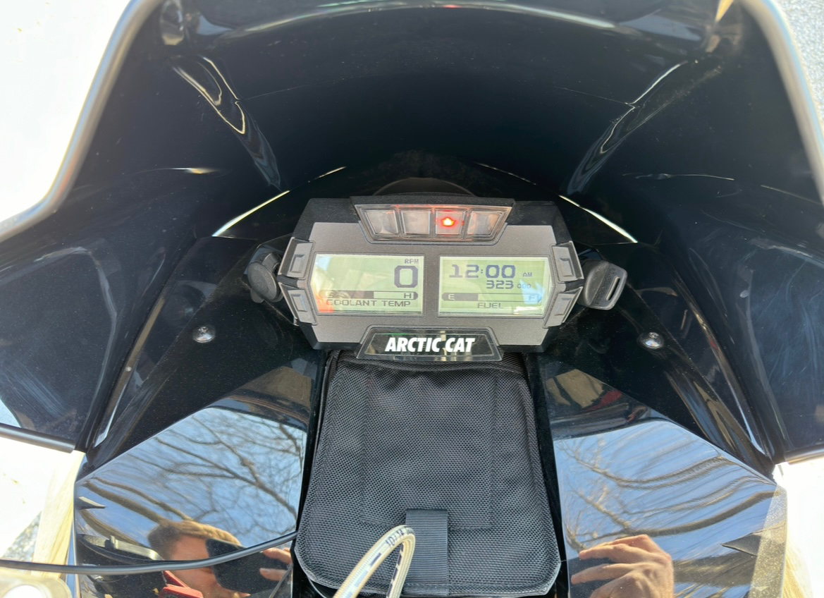2018 Arctic Cat ZR 9000 Thundercat Early Build in Edgerton, Wisconsin - Photo 6