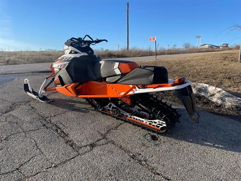 2017 Arctic Cat XF 8000 High Country in Edgerton, Wisconsin - Photo 3