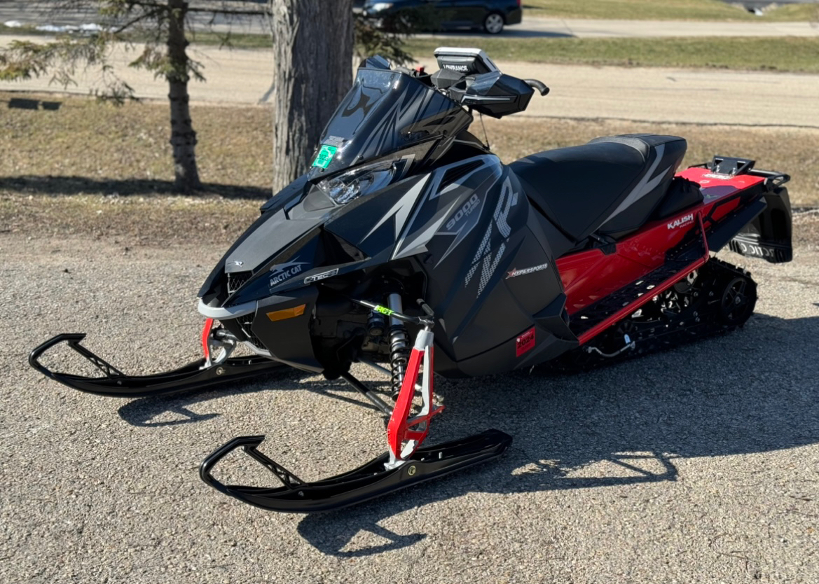 2019 Arctic Cat ZR 9000 Limited 137 iACT in Edgerton, Wisconsin - Photo 2