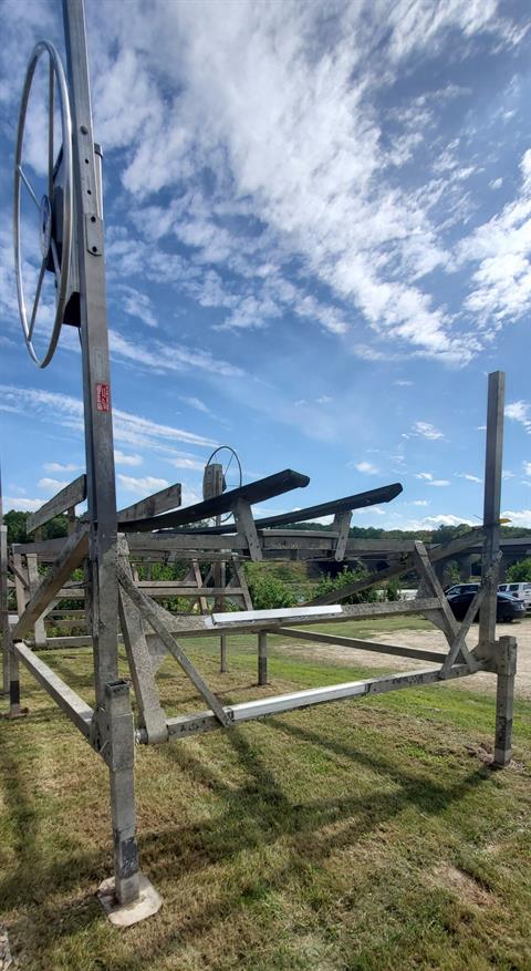 Hewitt Lifts & Roll-A-Dock L0A18-104 in Edgerton, Wisconsin - Photo 3