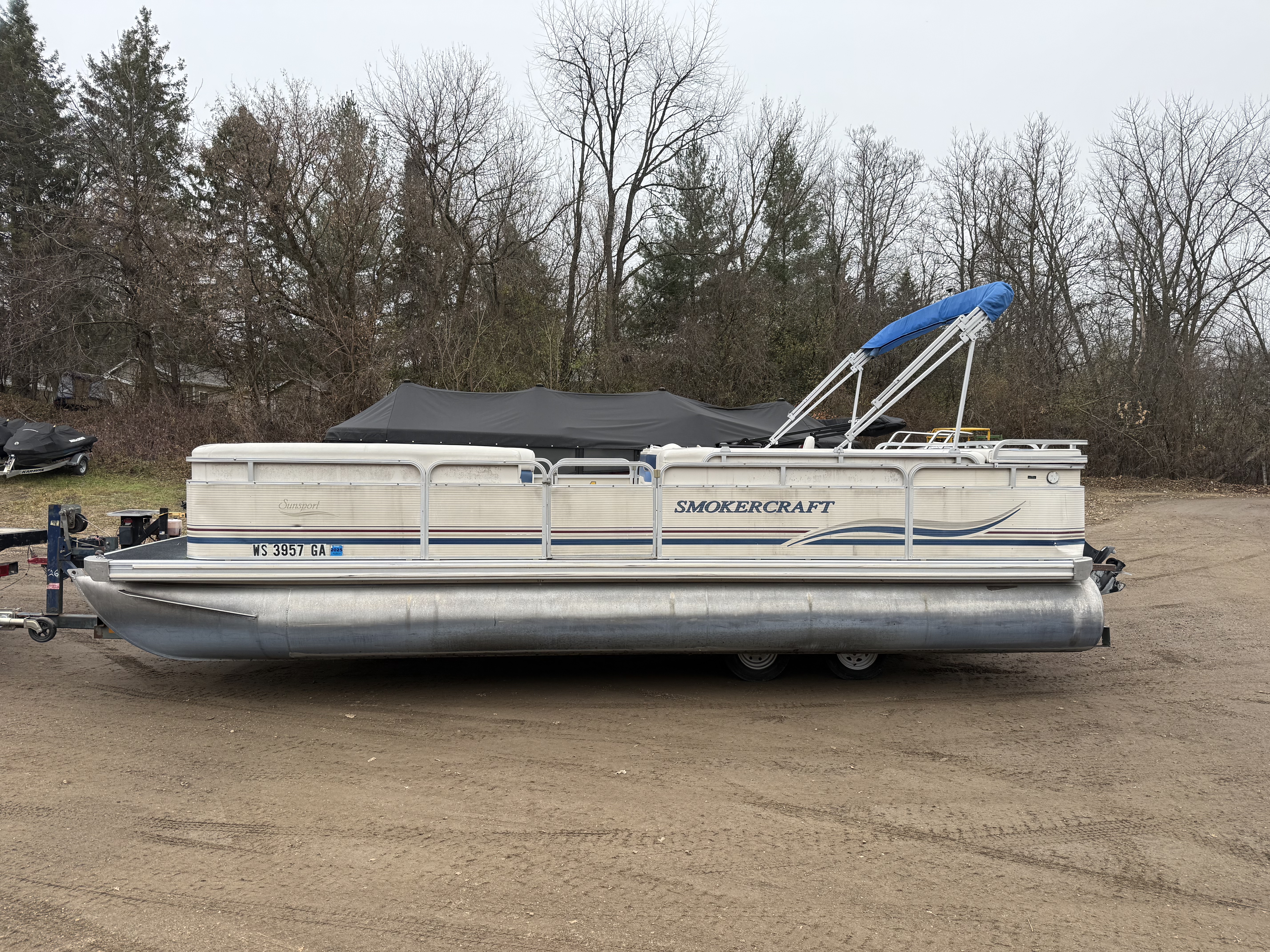 2001 Smoker Craft 824 Sunsport Cruise in Edgerton, Wisconsin - Photo 1