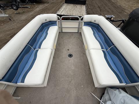 2001 Smoker Craft 824 Sunsport Cruise in Edgerton, Wisconsin - Photo 5