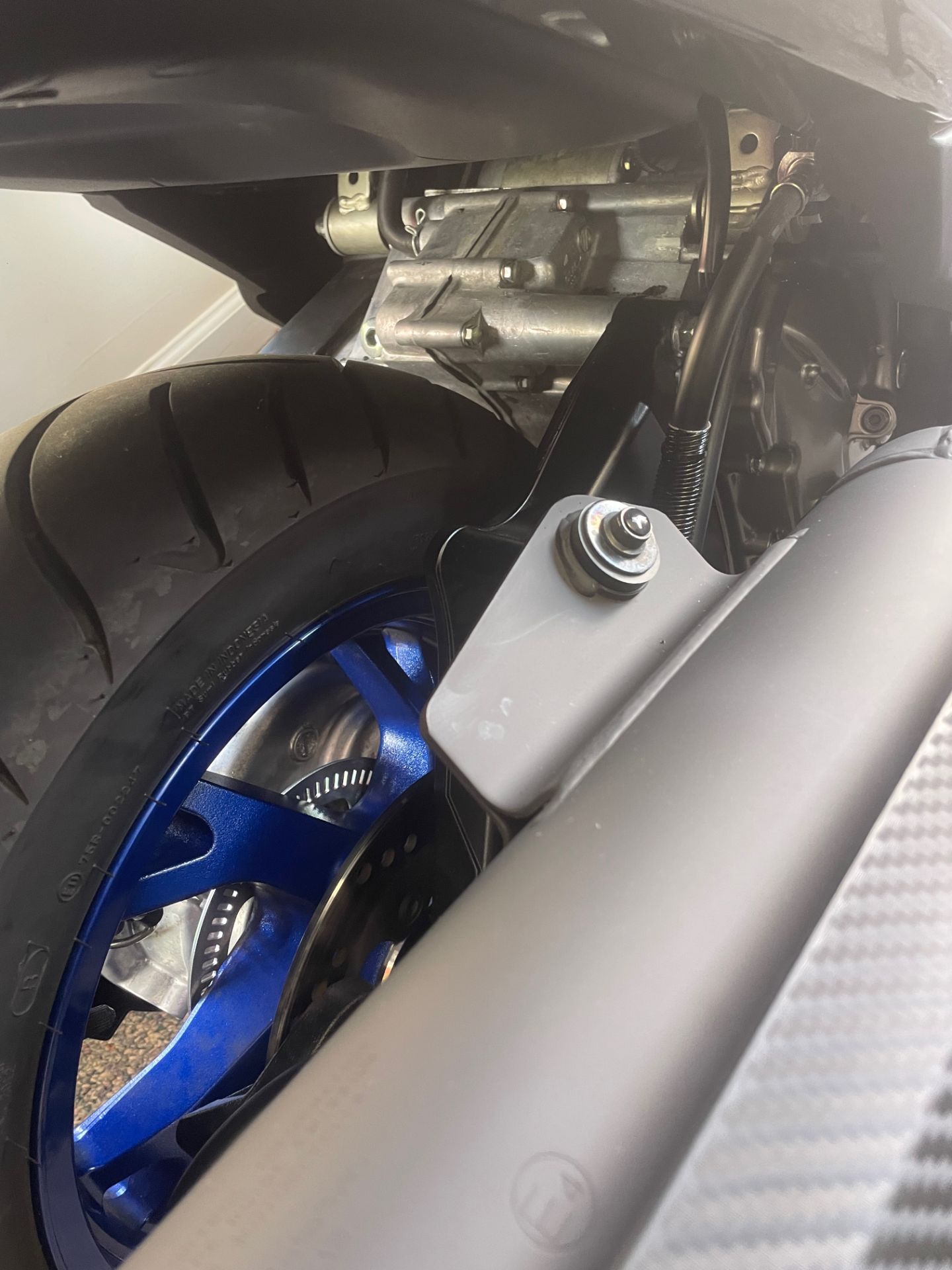 2023 Suzuki Burgman 400 in Cary, North Carolina - Photo 8