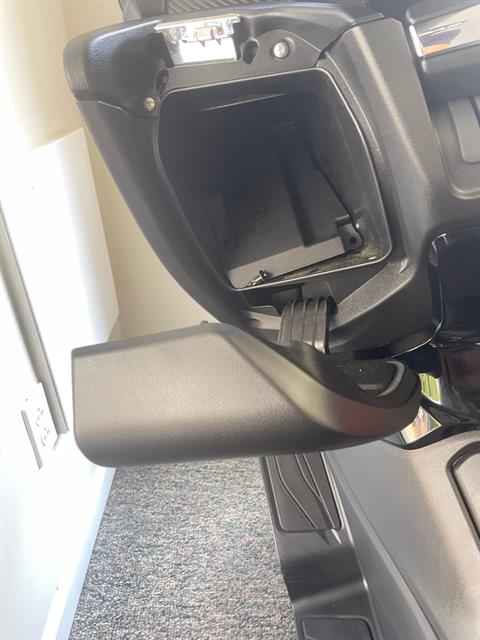 2023 Suzuki Burgman 400 in Cary, North Carolina - Photo 13