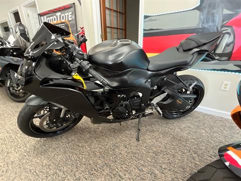 Certified Pre-Owned 2024 Kawasaki Ninja ZX-6R ABS Motorcycles in