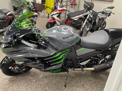 Certified Pre-Owned 2021 Kawasaki Ninja ZX-14R ABS
