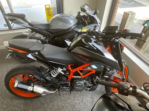 Certified Pre-Owned 2021 KTM 390 Duke Motorcycles in Cary, NC