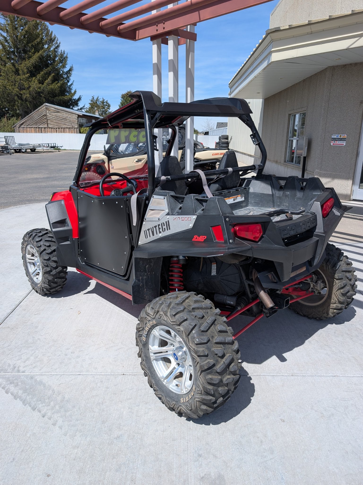 2011 Polaris Ranger RZR® XP 900 2