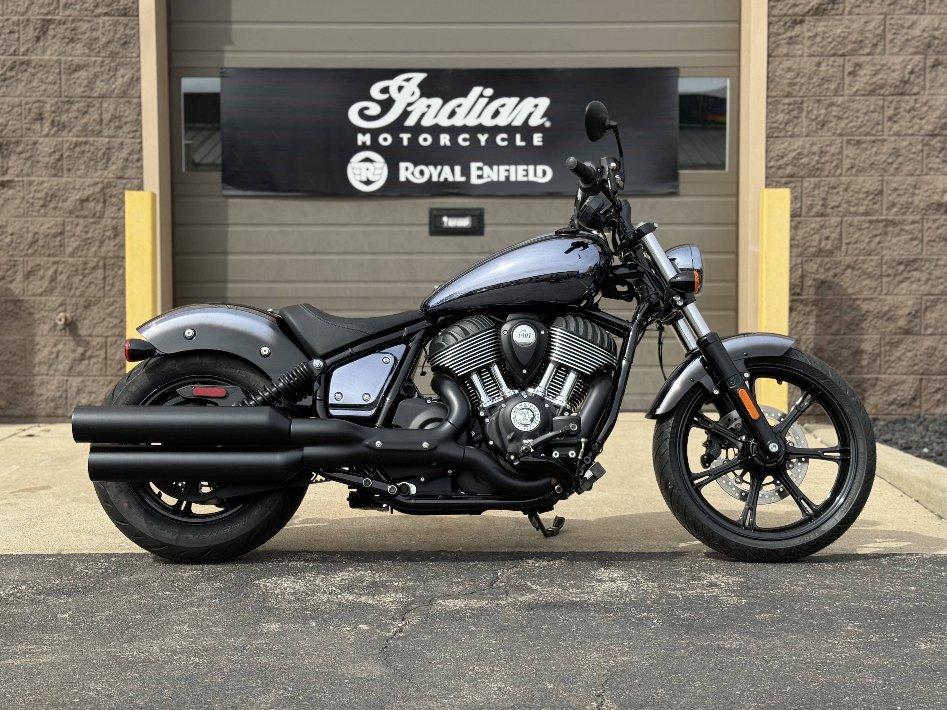 New 2025 Indian Motorcycle Chief, Elkhart IN | Specs, Price