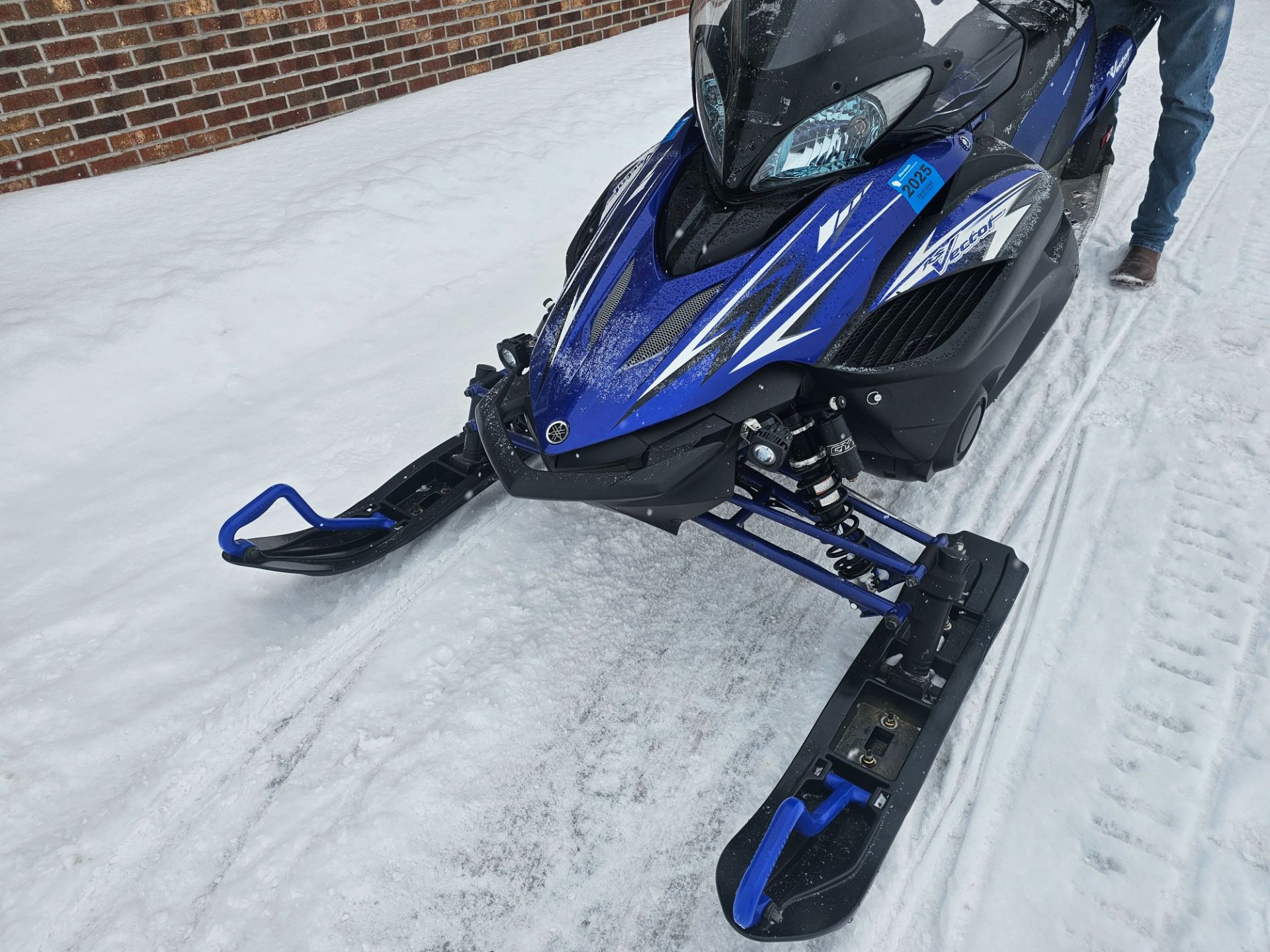 Used 2010 Yamaha RS Vector GT Snowmobiles in Greenland, MI