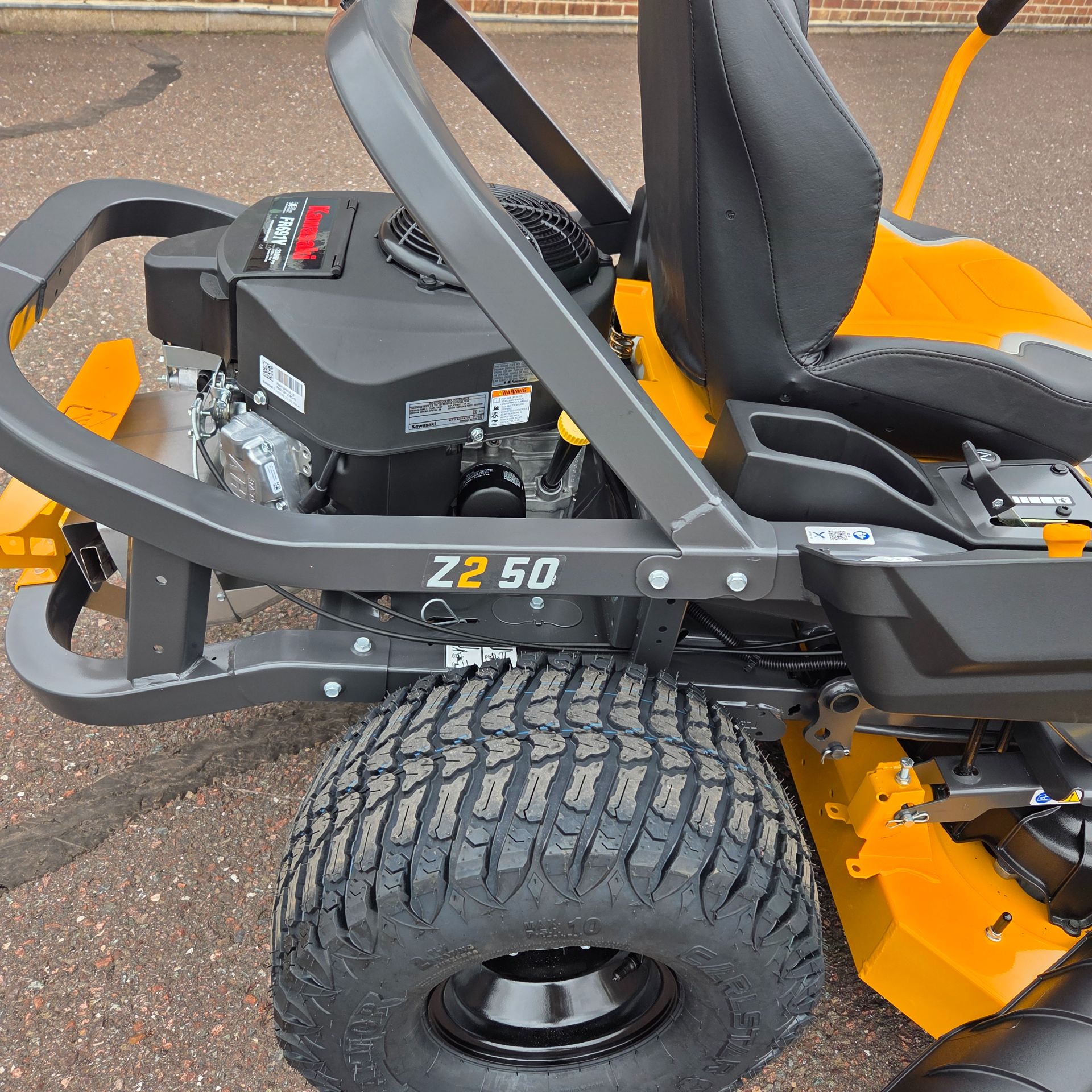 New 2026 Cub Cadet Z2 50 in. Kawasaki FR691V 23 hp Lawn Mowers