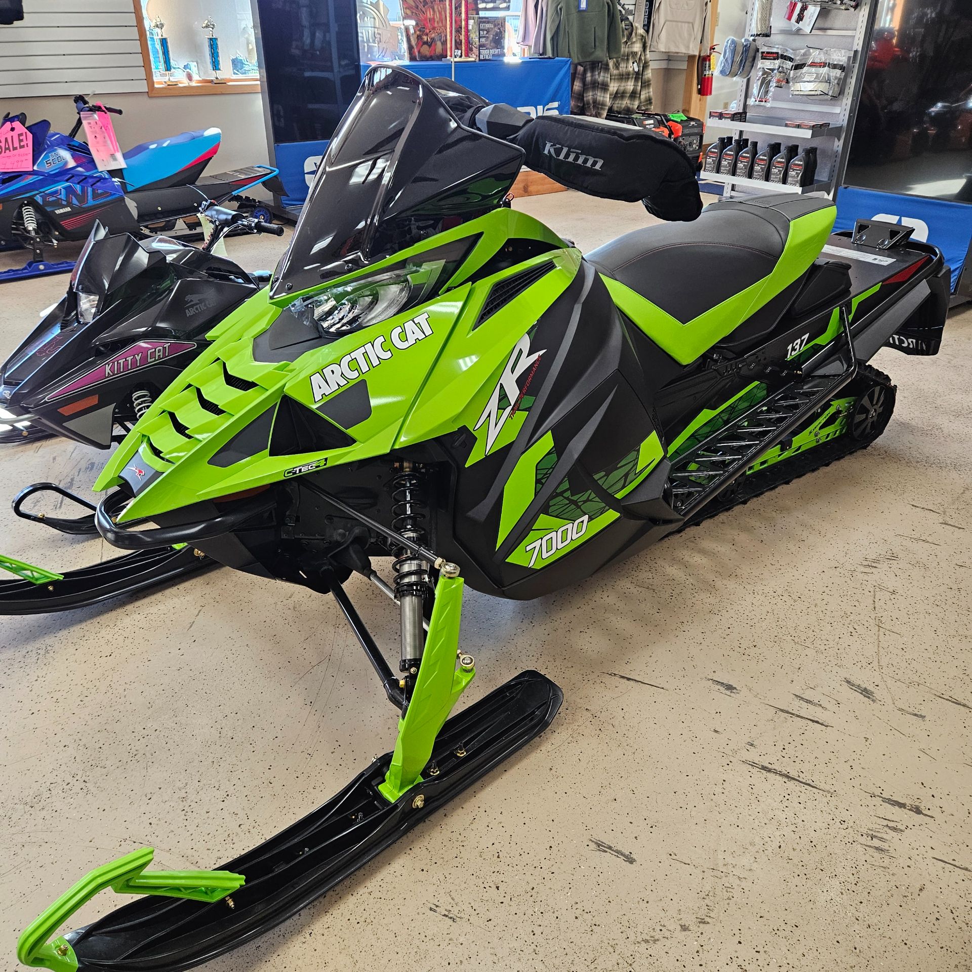 スノースクート　グリーン New 2026 Arctic Cat ZR 7000 ES Snowmobiles in Greenland, MI