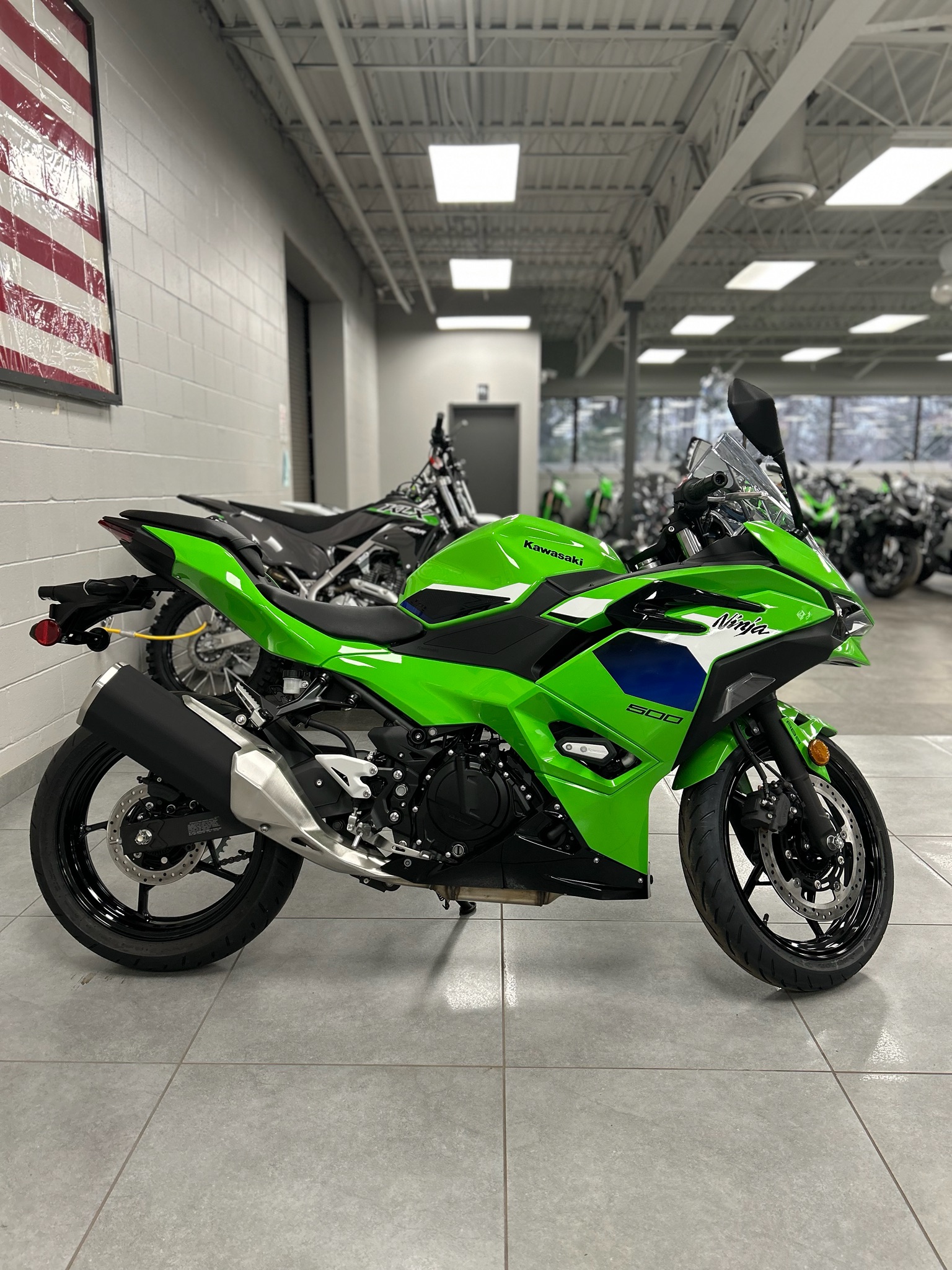 2026 Kawasaki Ninja® 500 SE ABS 2