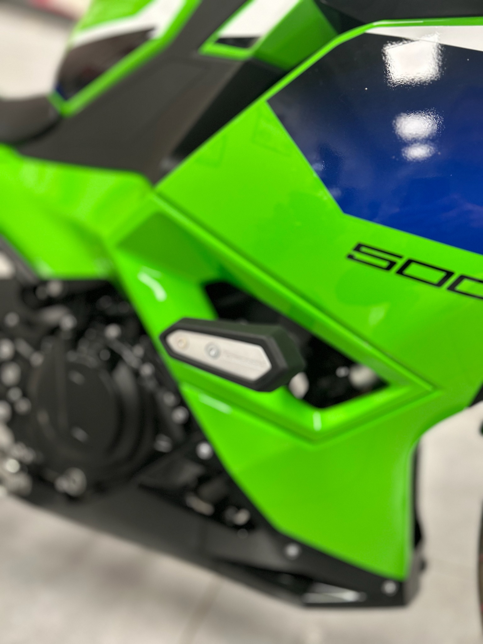 2026 Kawasaki Ninja® 500 SE ABS 9