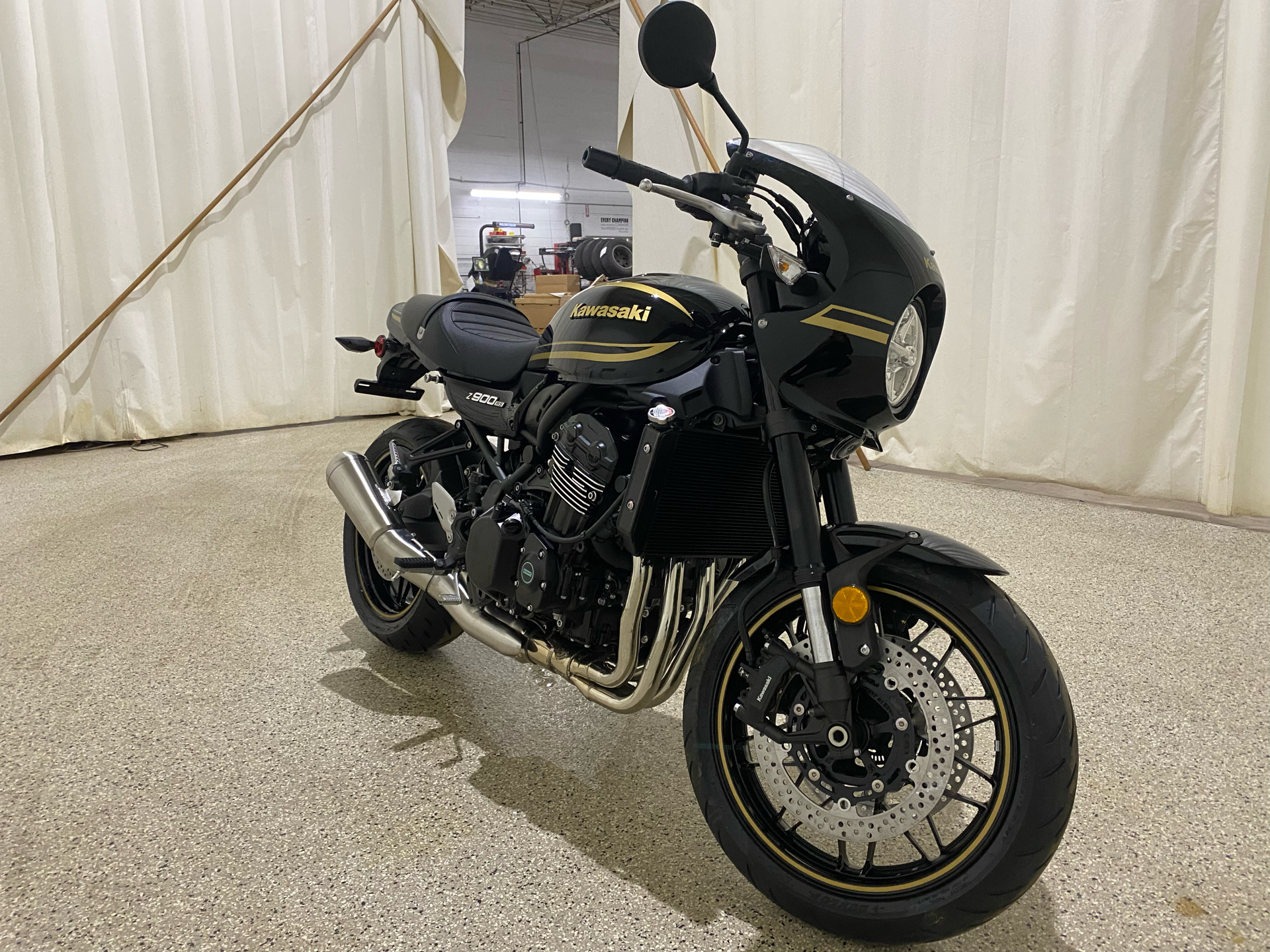 Kawasaki/Z900RS/CAFE/アンダーカウル/2024 2024年モデル「Z900RS CAFE」カスタム紹介 | KAWASAKI-ZONE