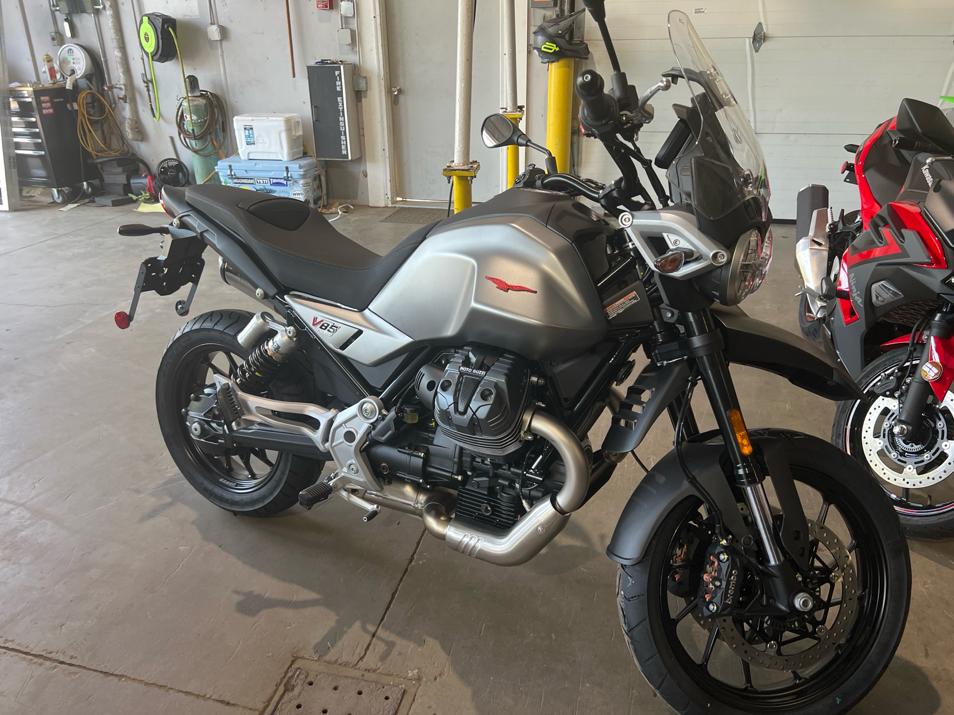 New 2025 Moto Guzzi V85 Strada Williamson NY Specs Price Photos new-2025-moto-guzzi-v85-strada-williamson-ny-specs-price-photos
