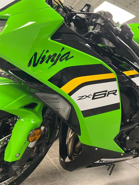 Msrp New 2025 Kawasaki Ninja ZX-6R Pearl Robotic White / Metallic