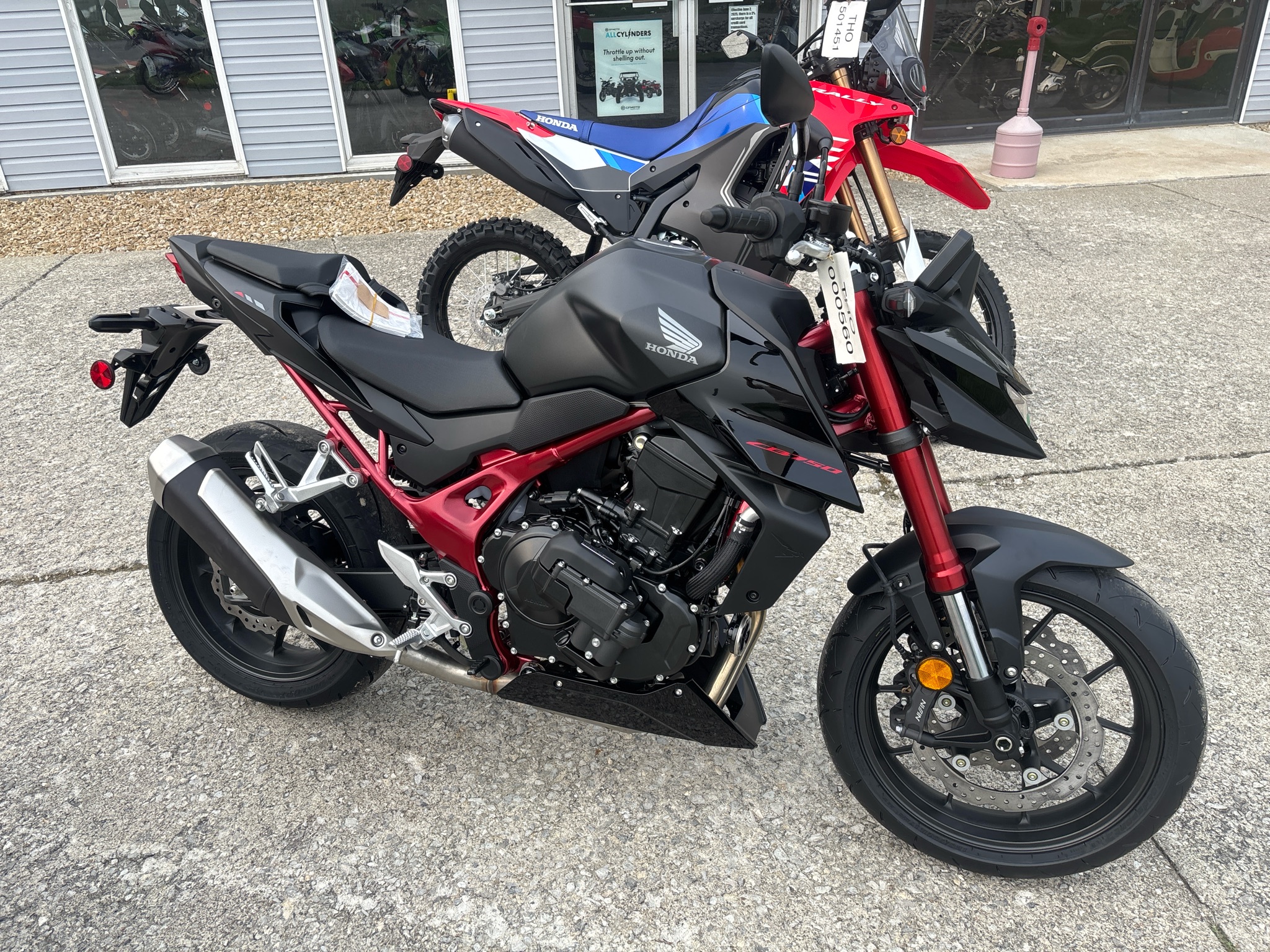 2026 CB750 Hornet E-Clutch