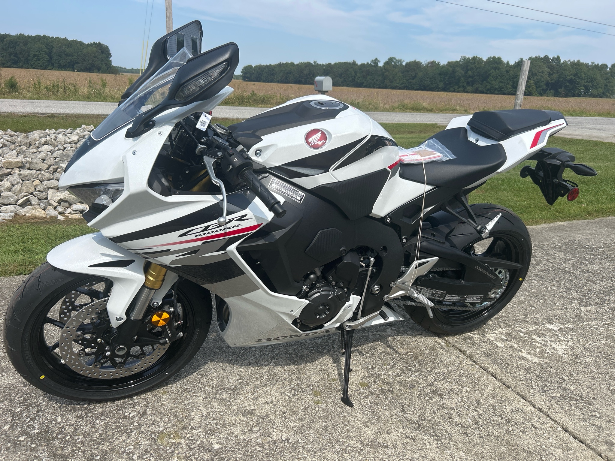 2027 Honda CBR1000RR 2