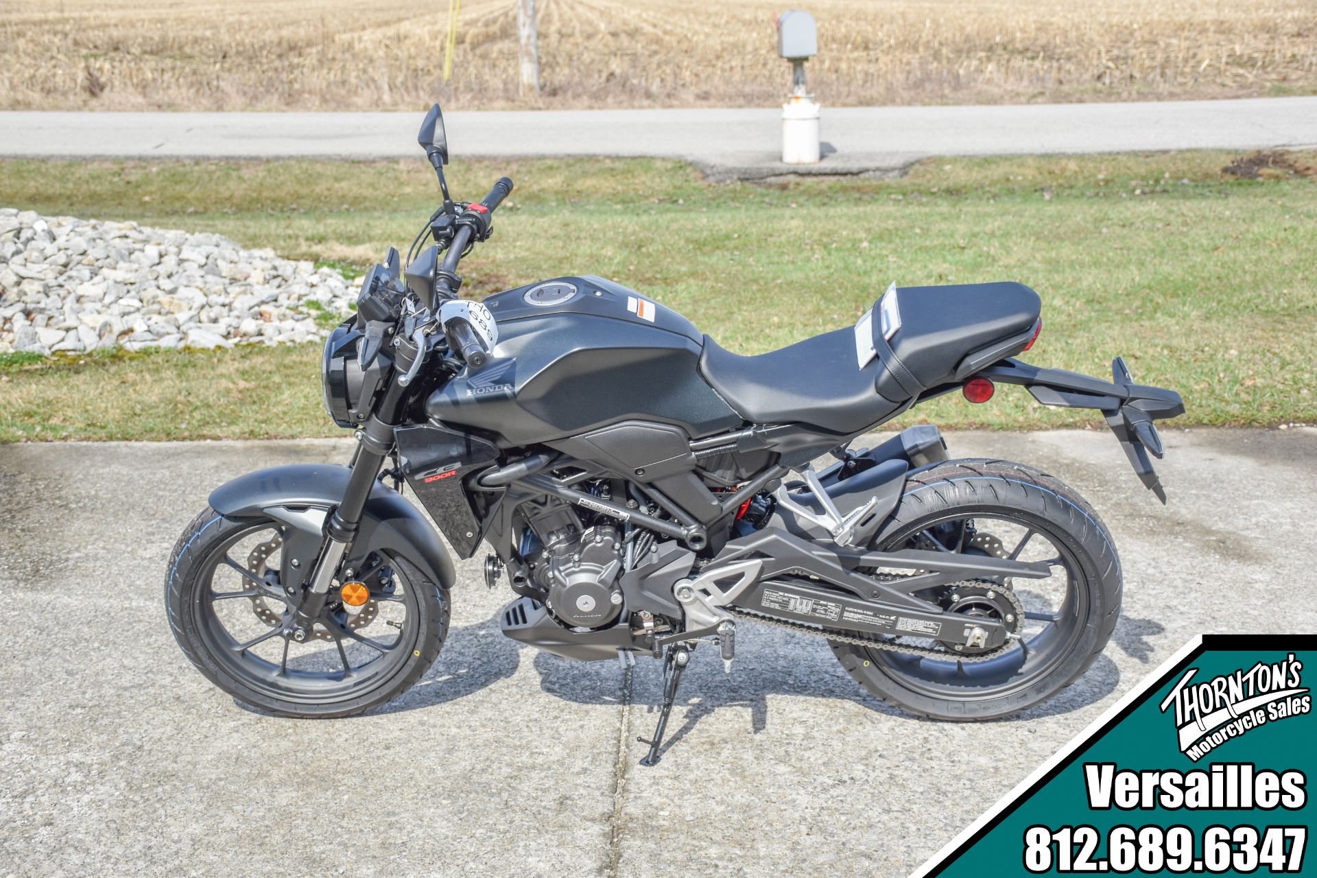 2025 CB300R ABS